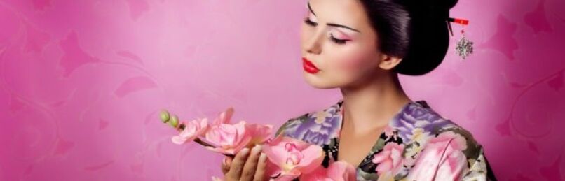 Neska japoniar liraina